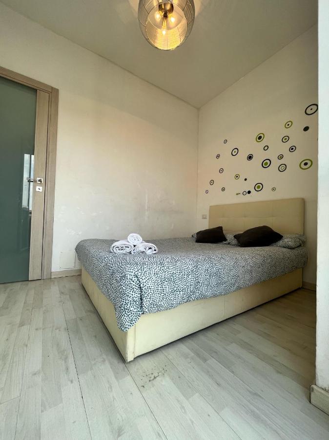 Milan Adrian Apartments Extérieur photo